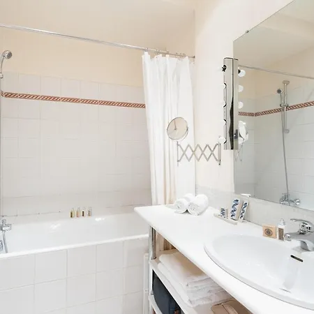 Daire Avenue De La Republique By Onefinestay *